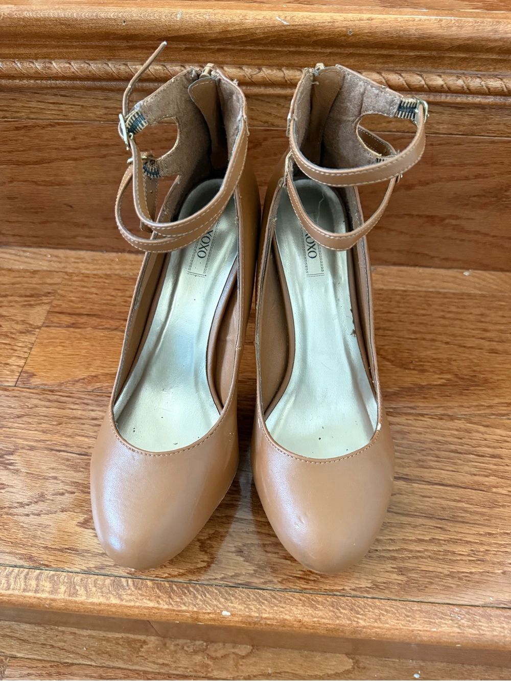 Oxo Tan Double-Ankle Strap Women's Pumps